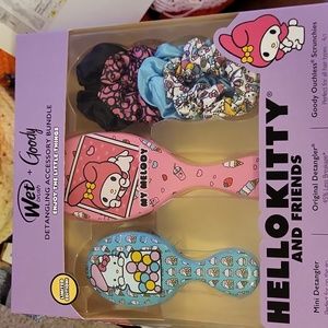 Hello Kitty&Friends 2 Detangler Wet Brushes+4 Goody Ouchless Scrunchies